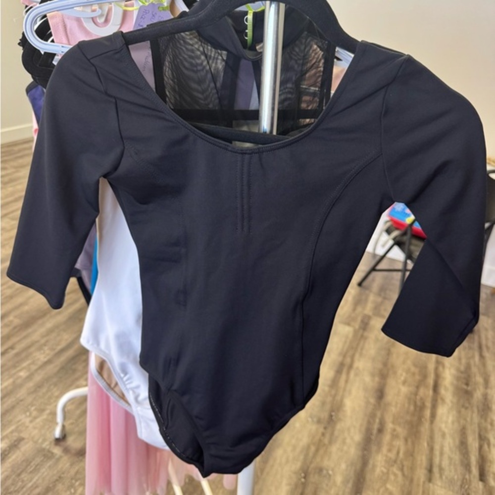 Black Mondor 3/4 sleeve leotard
